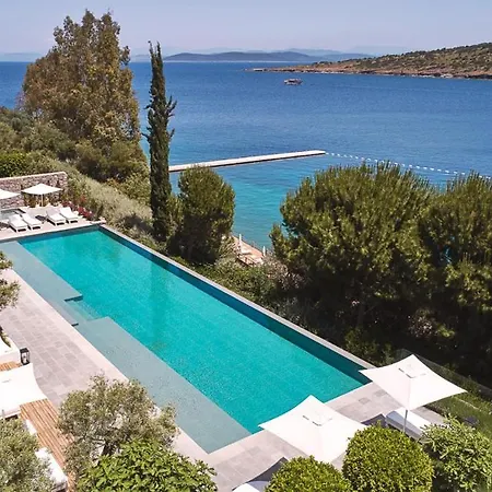 Gebze Sleeps 24 With Pool And Air Con 빌라