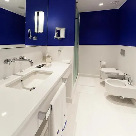 Gebze Sleeps 24 With Pool And Air Con 빌라 *