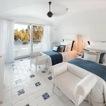 Gebze Sleeps 24 With Pool And Air Con 빌라 *