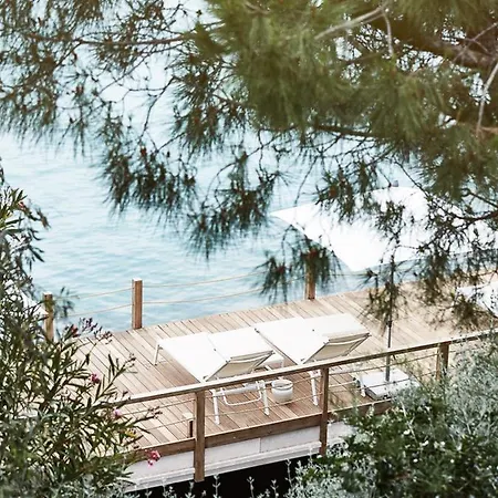Gebze Sleeps 24 With Pool And Air Con 빌라 *